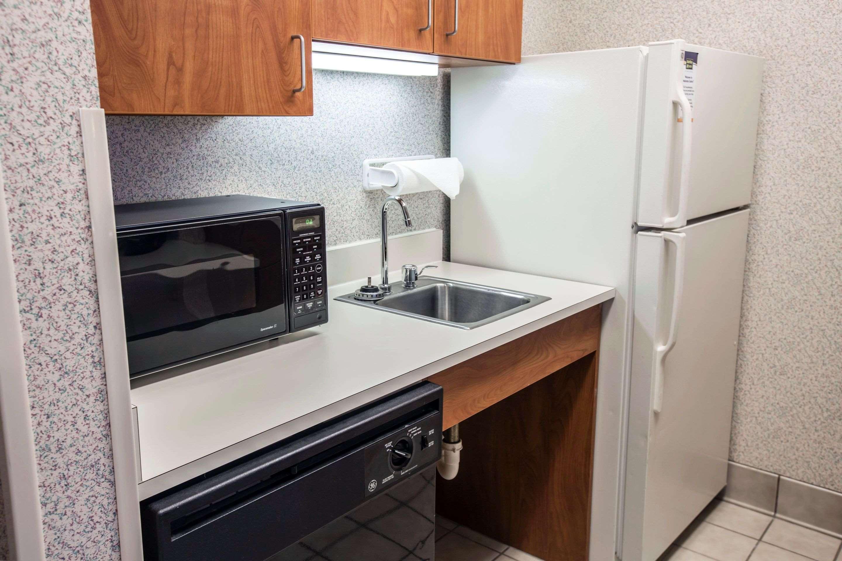 Mainstay Suites Wilmington - University Area Ngoại thất bức ảnh