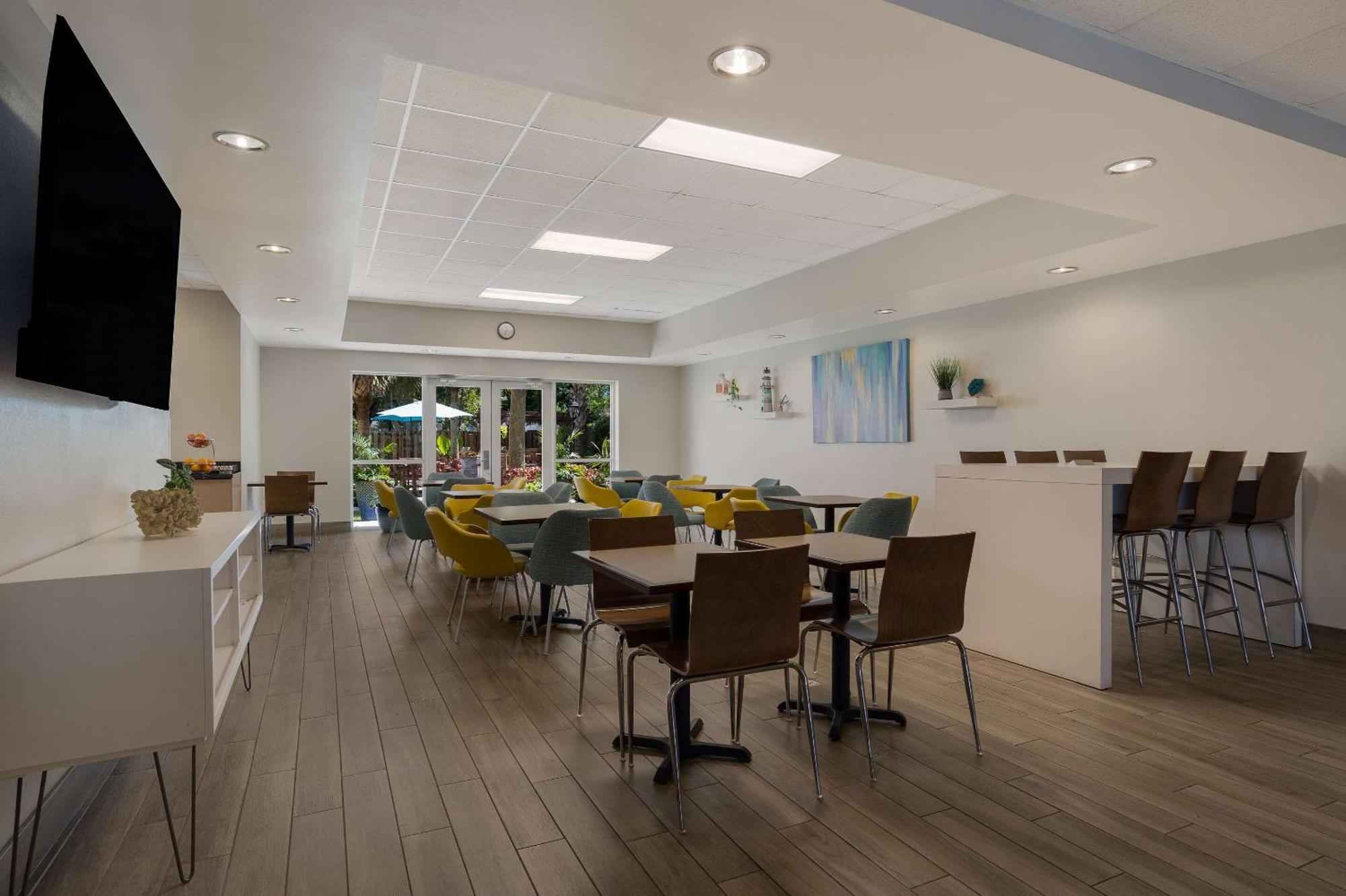 Mainstay Suites Wilmington - University Area Ngoại thất bức ảnh